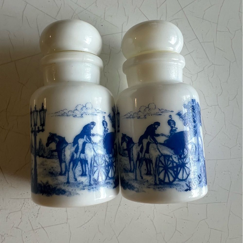 Vintage 1950's Milk Glass Belgium Apothecary set of two With Bubble Lid 5 X 2.5